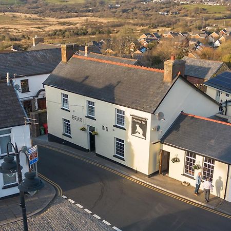The Bear Inn Ллантризант Экстерьер фото
